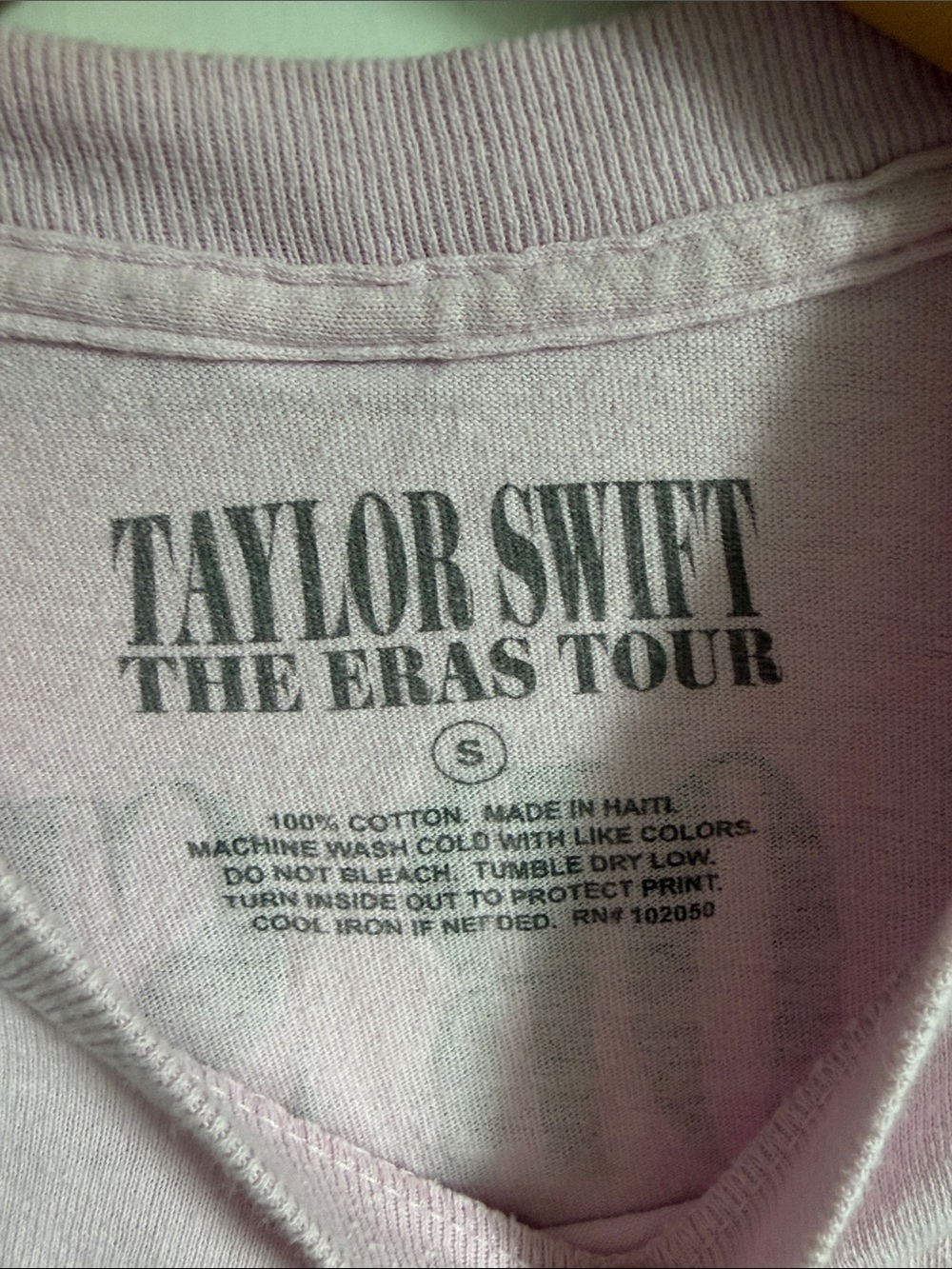 Taylor Swift Light Pink Eras Tour 2023-2024 Tour Tee - Small - Picture 3 of 5